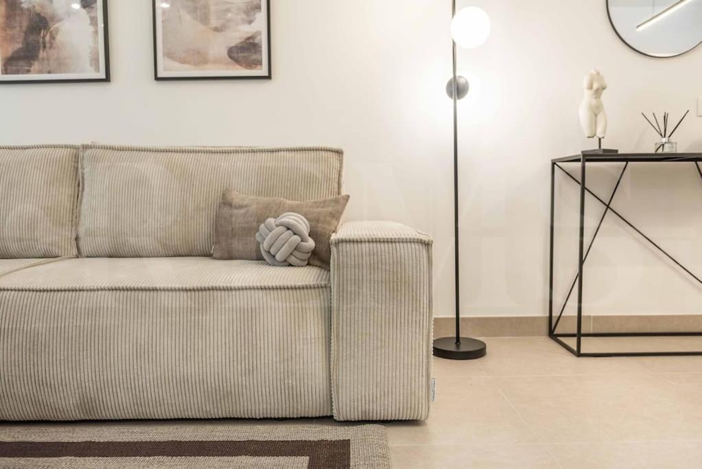 Modern Apartment With Patio & Parking By Rems Málaga Exterior foto
